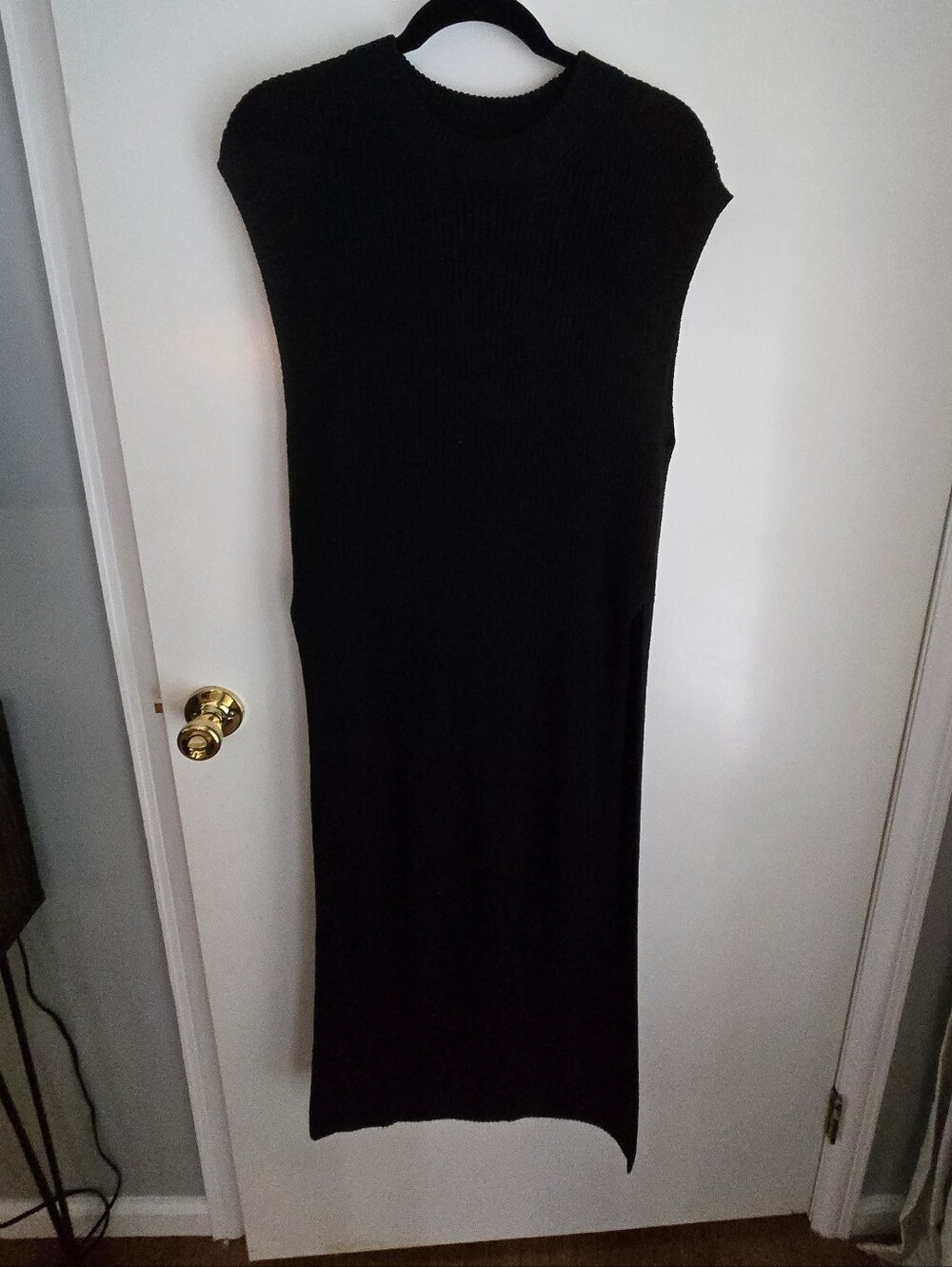H&M Women's Black Sleeveless Knit Midi Dress